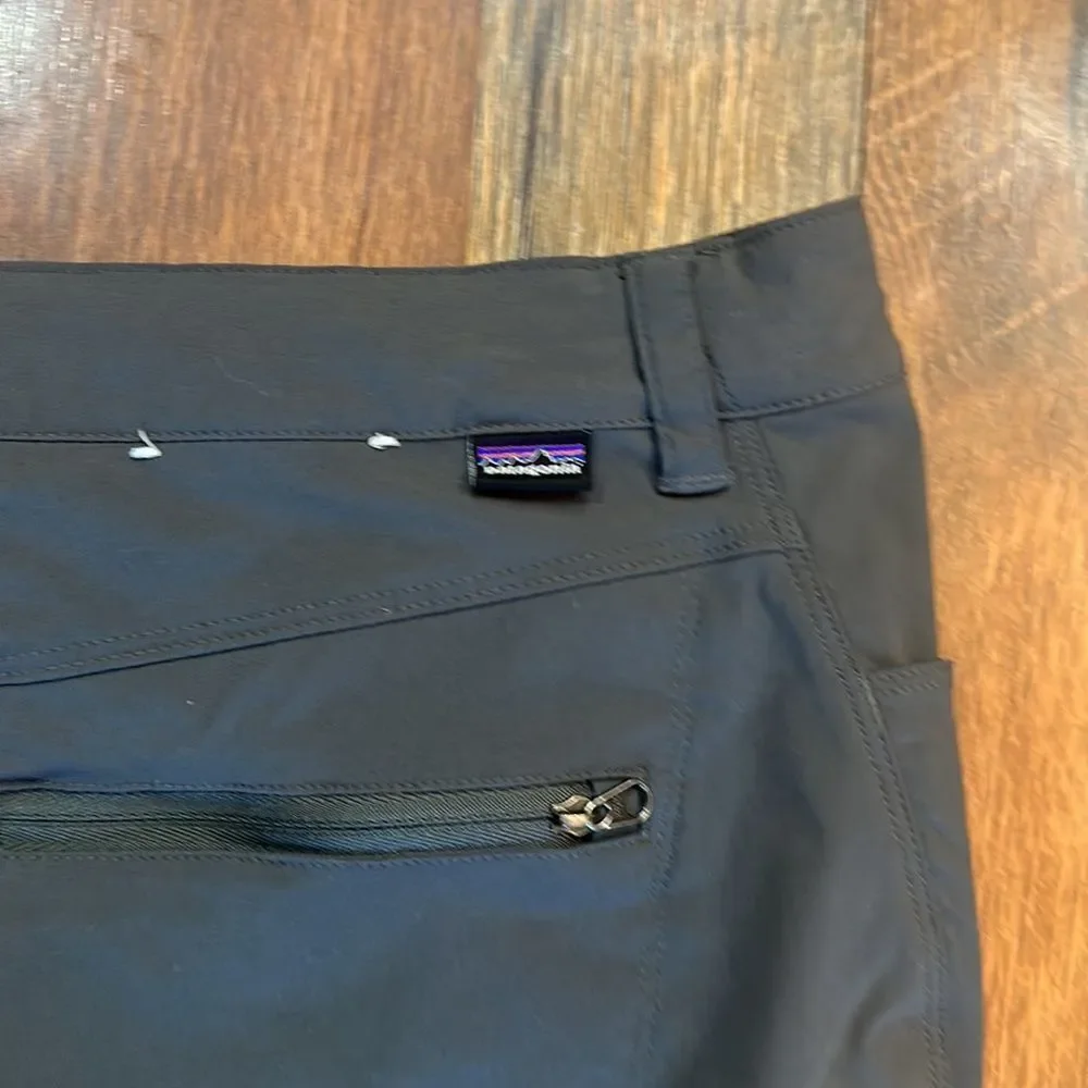 Patagonia pants 12 (2000A)